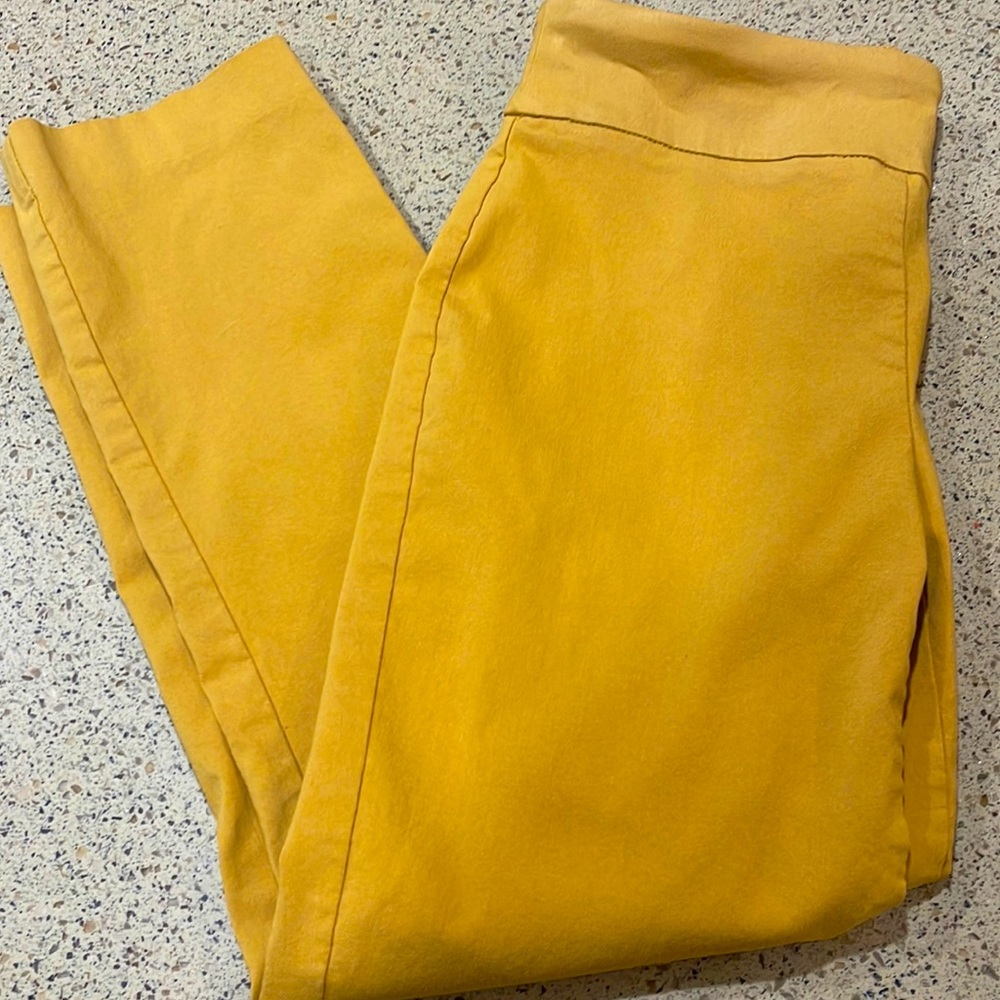 Ankle pants